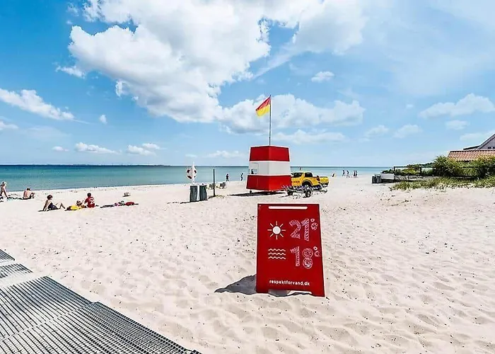 30352-odder-sondre-skovvej-2 Nyaraló *